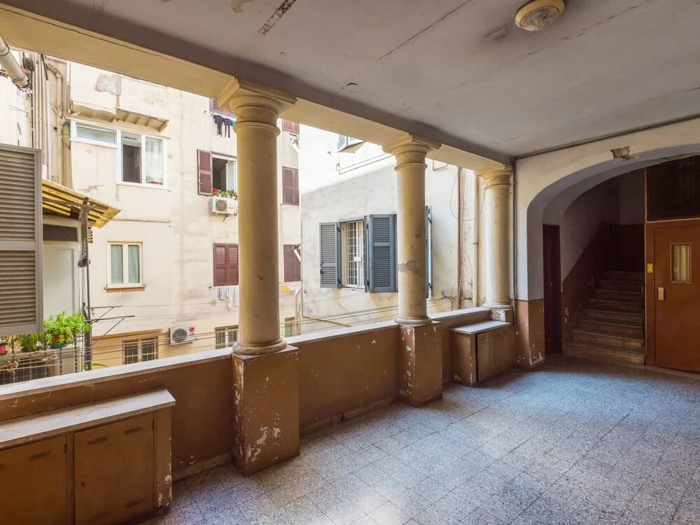 RSH Vatican Large Bright Apartment - photo 27