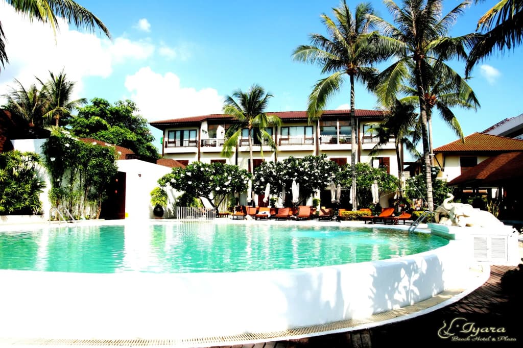 Iyara Beach Hotel & Plaza - photo 15