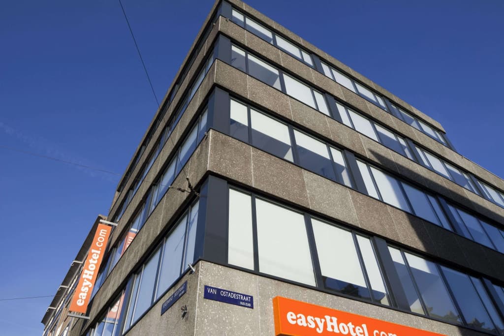 easyHotel Amsterdam Arena Boulevard - photo 31
