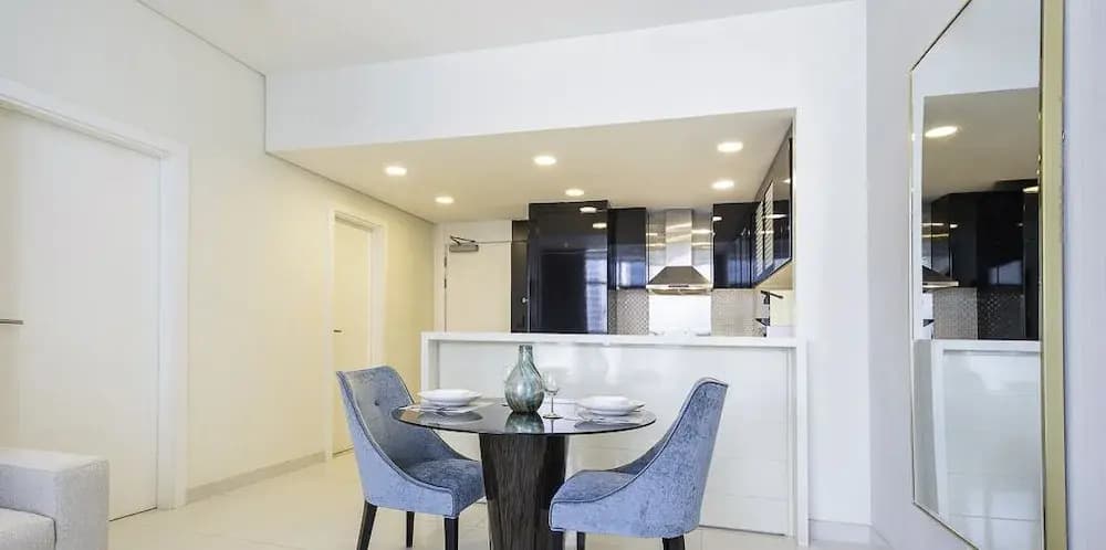LUX The Bays Edge Canal View Suite - photo 5