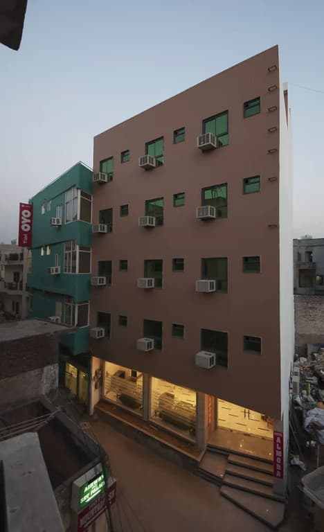 Hotel Almora - photo 1