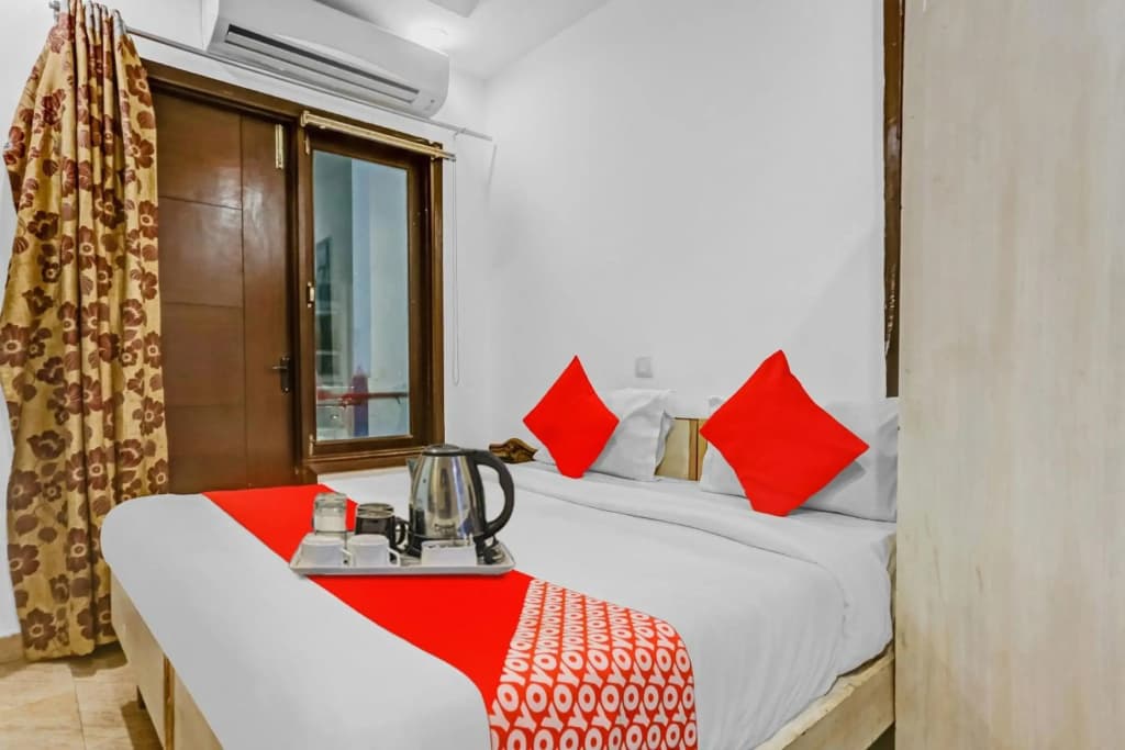 OYO Flagship 70300 Premium Inn - photo 4