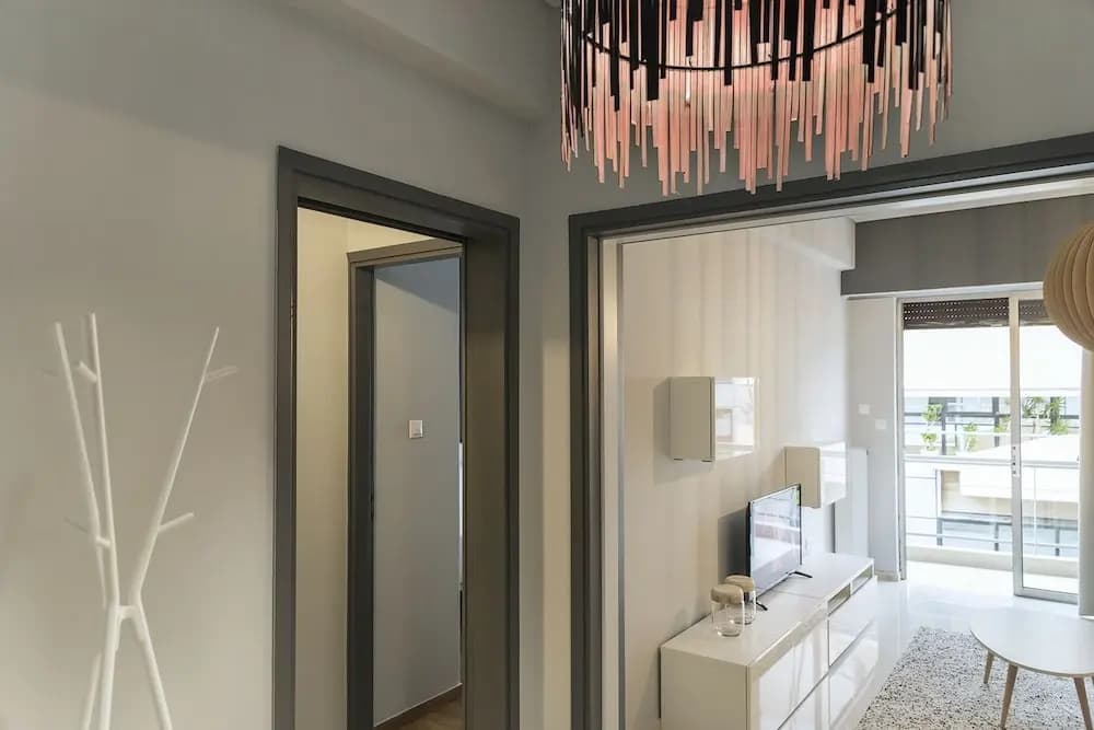 Penelope's Luxury Apartment - photo 4