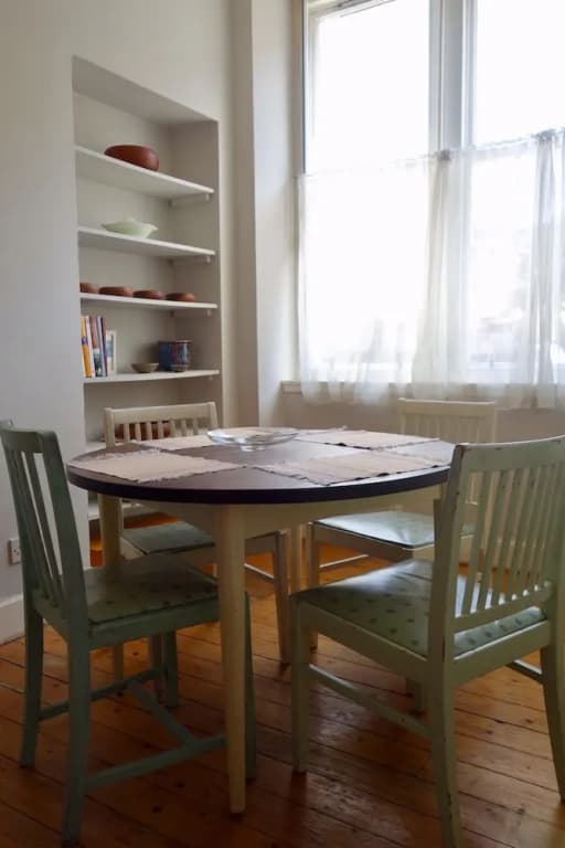 Spacious 2 Bedroom Home In Leith - photo 4