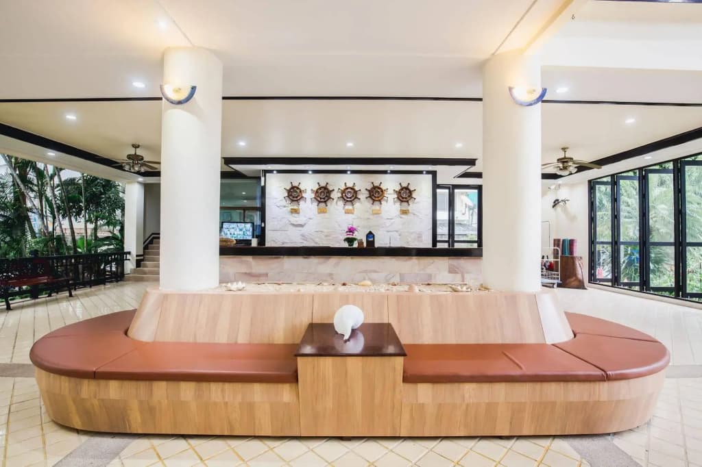 Karon Whale Resort Karon Beach (SHA Certified) - photo 2