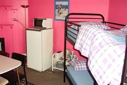 St Arnaud Budget Hotel - photo 8