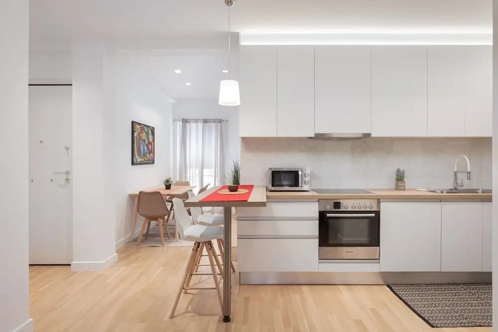 Athenian Hillside Residence - photo 19