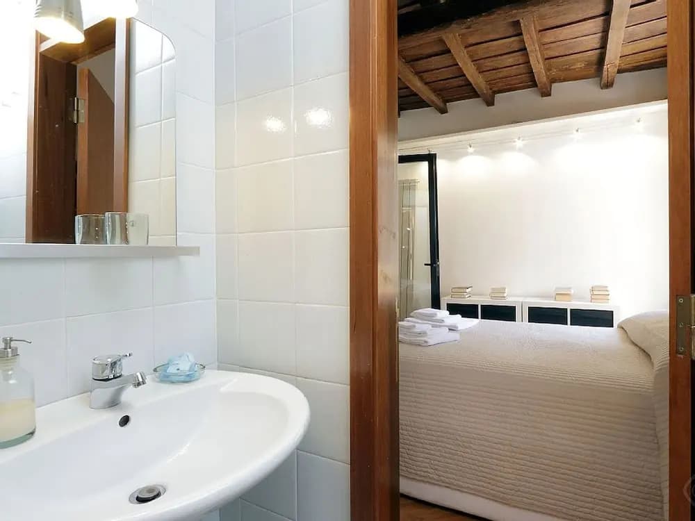 Colosseo Nice Terrace Apartment - photo 8