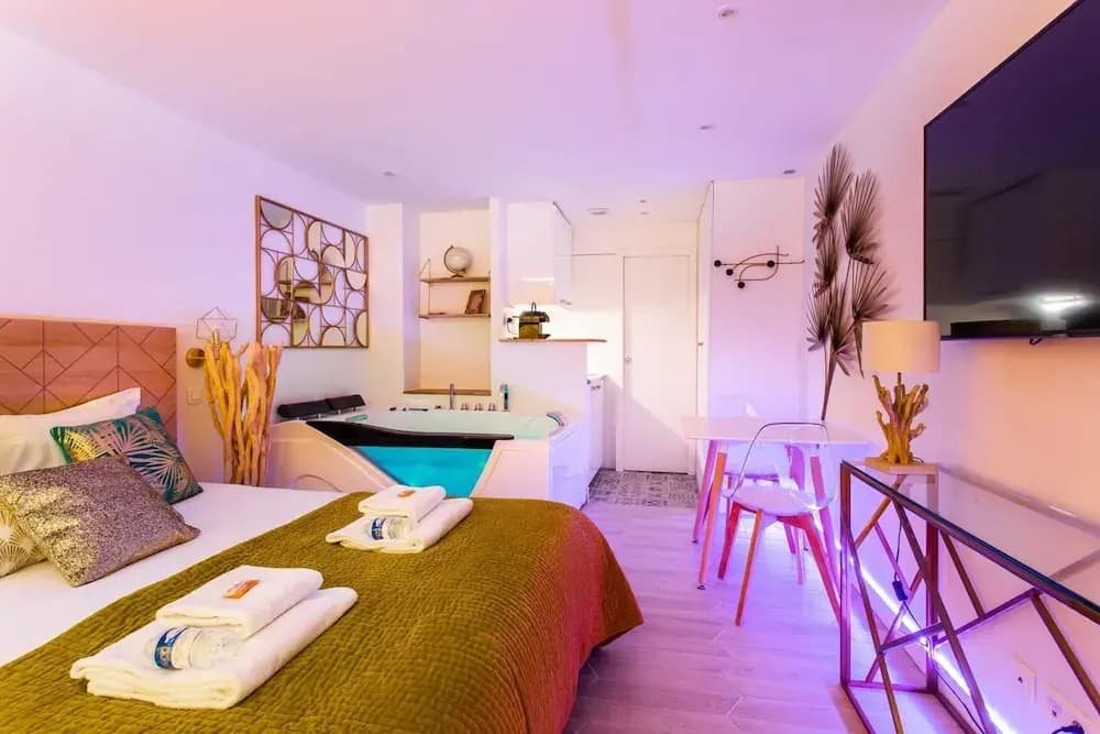 Love Room - 2P With Jacuzzi - photo 4