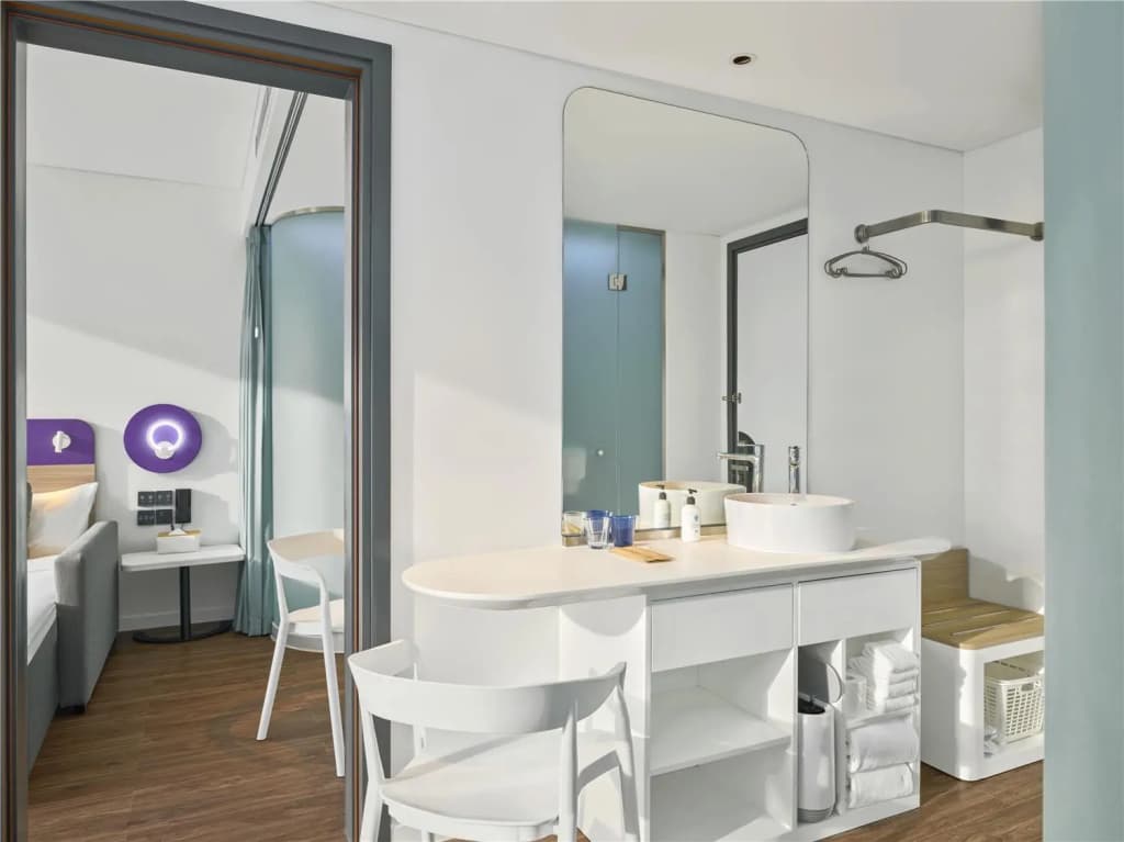 Tru by Hilton Da Nang City Centre - photo 40