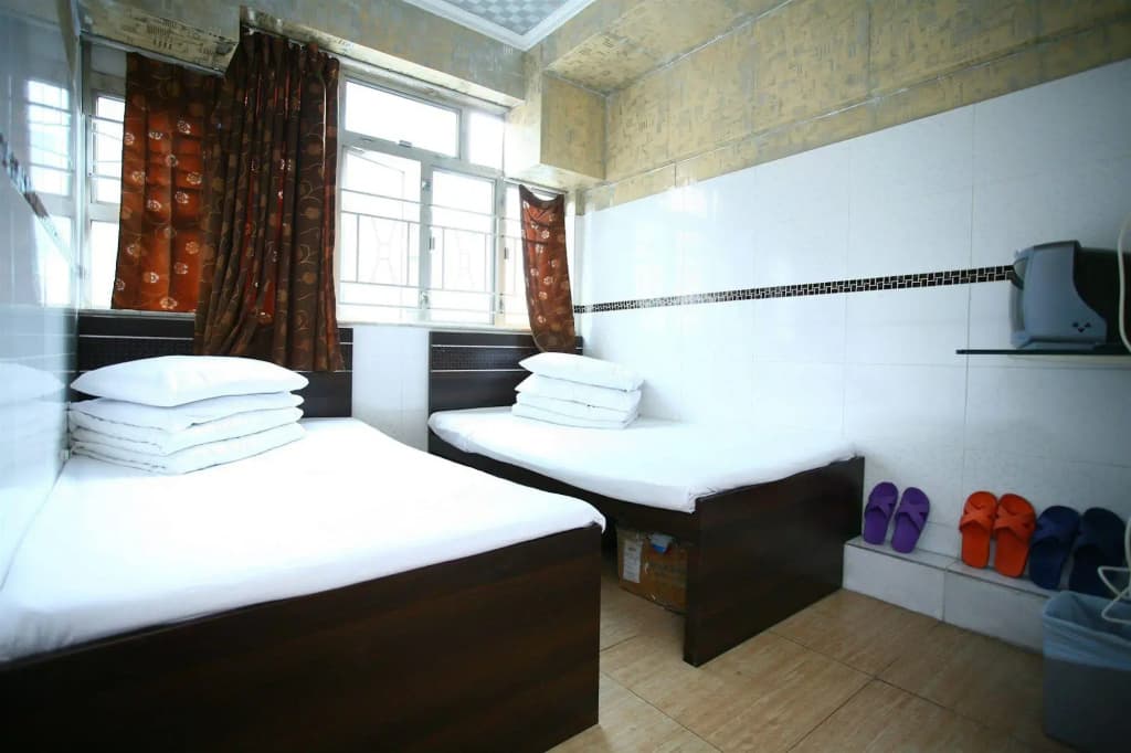 H.K Commercial Inn - photo 3