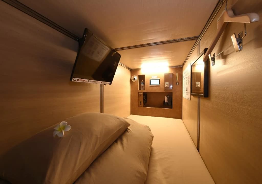 Capsule Hotel Anshin Oyado Premier Resort Kyoto Shijo Karasuma - photo 13