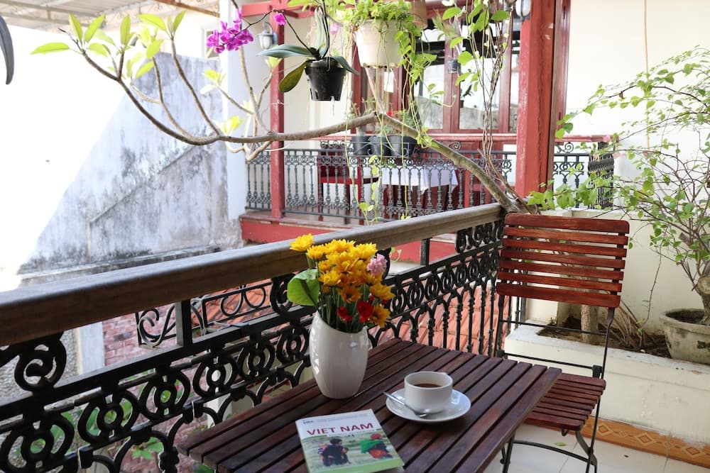 Nhi Trung Hotel - photo 13