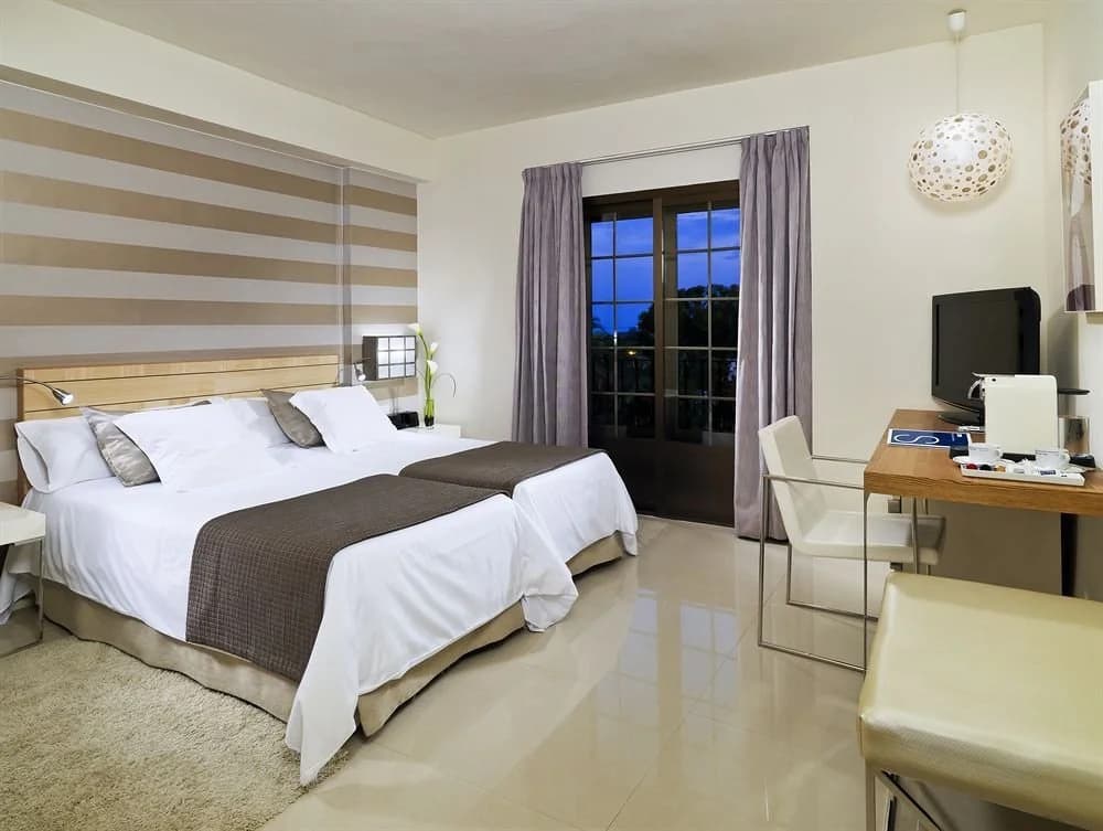 At Ratchada 18 Hotel - photo 3