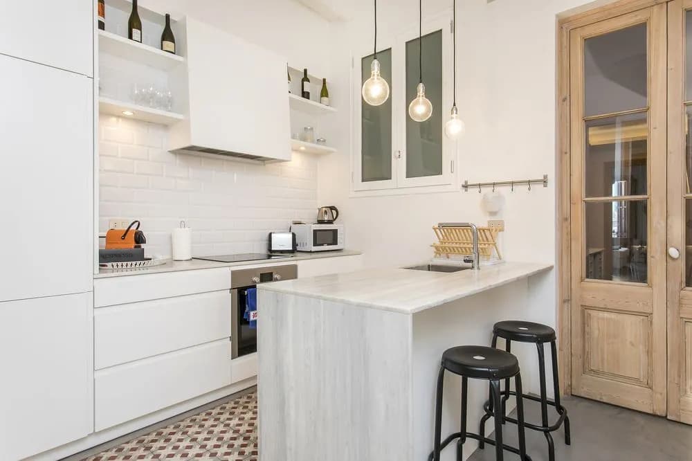 Spacious and luminous flat with balcony - photo 9