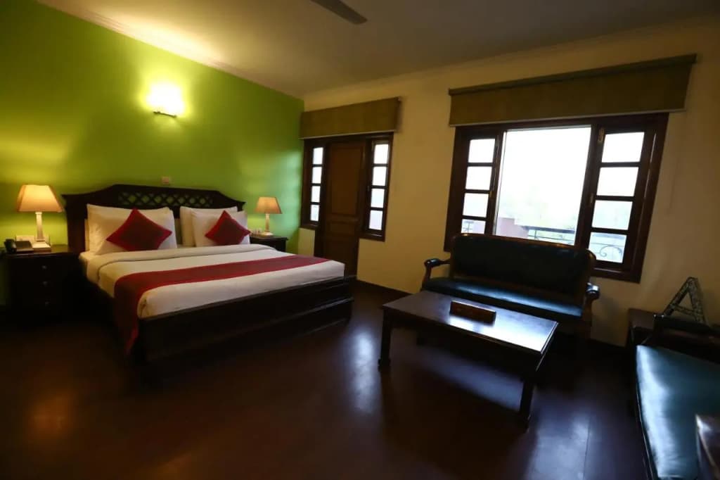 Hotel Ambica Palace - photo 5