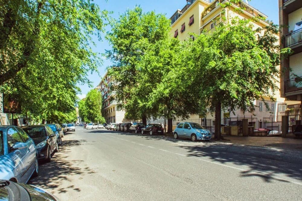 Lovely Modern 2bed Flat in a Great Area - photo 11