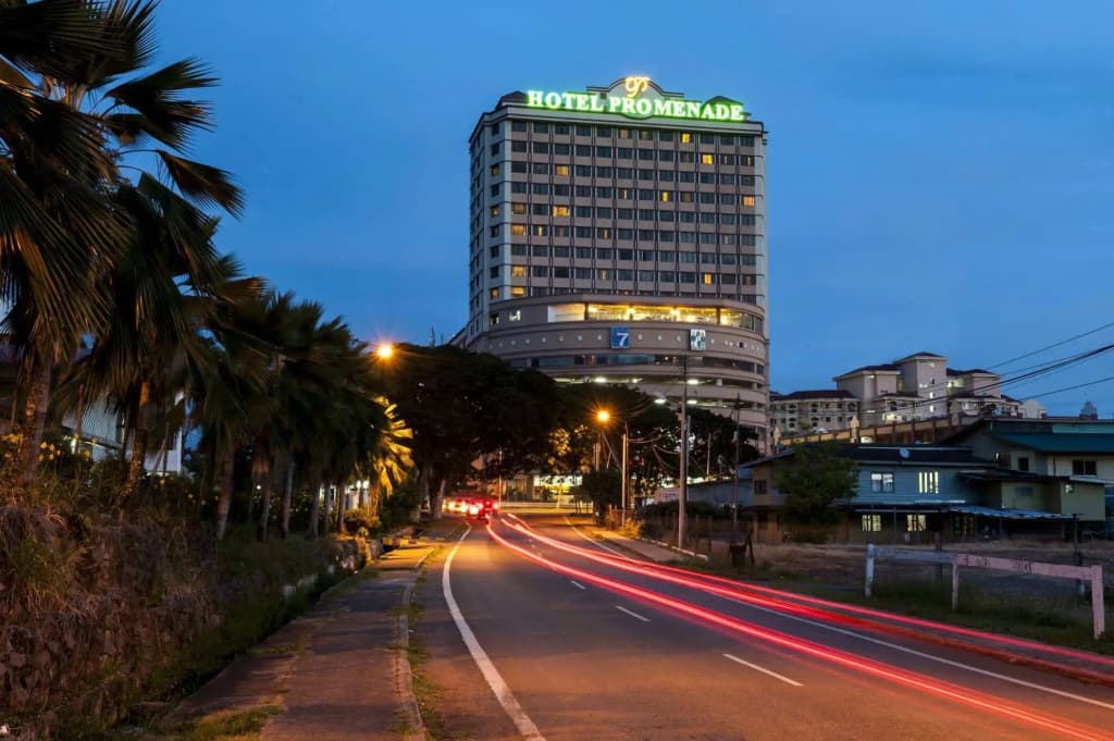 Borneo Royale Hotel - photo 25