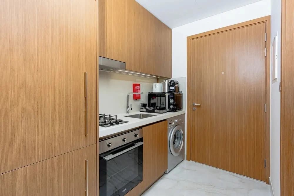 Modern Studio with Premium Amenities - photo 12