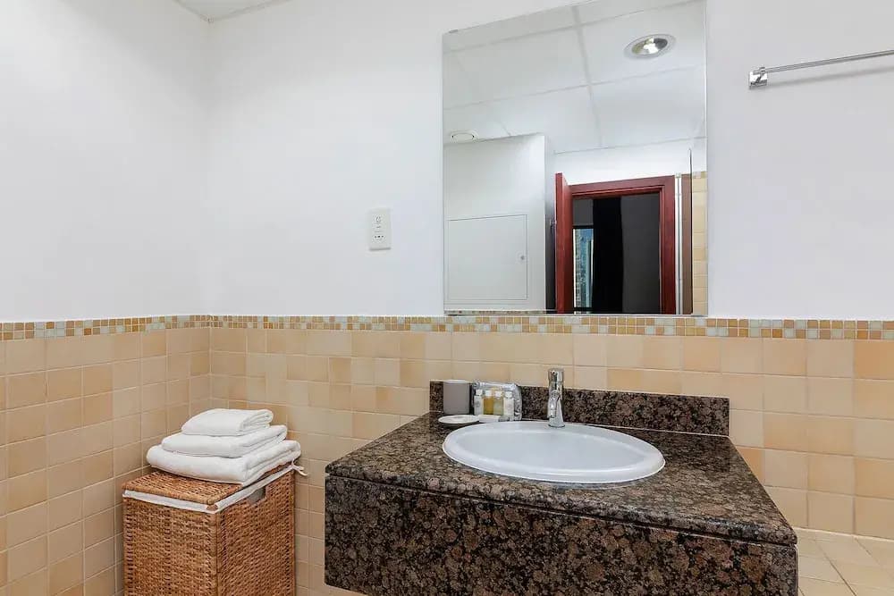 Panoramic Spacious City View 2BR Escape - photo 27