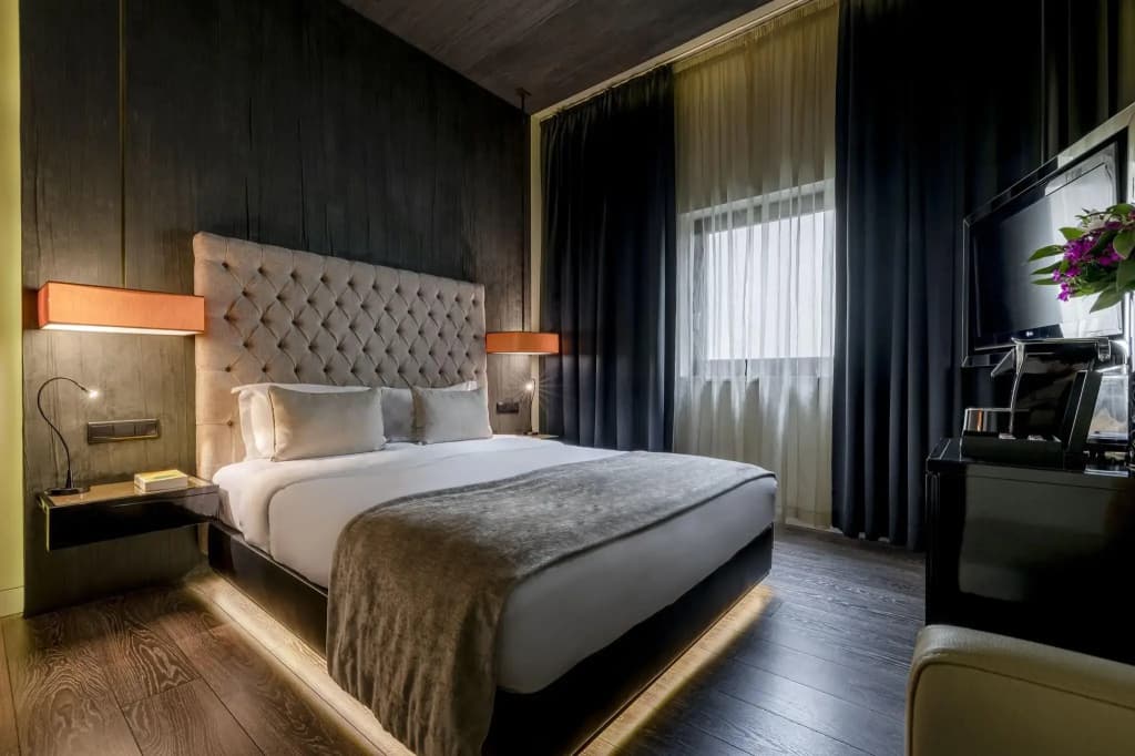 9Hotel Mercy - photo 6