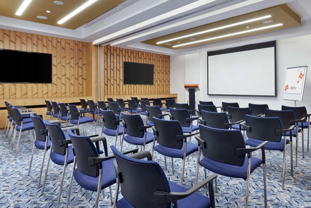 Hilton Garden Inn Muscat Al Khuwair Hotel - photo 16