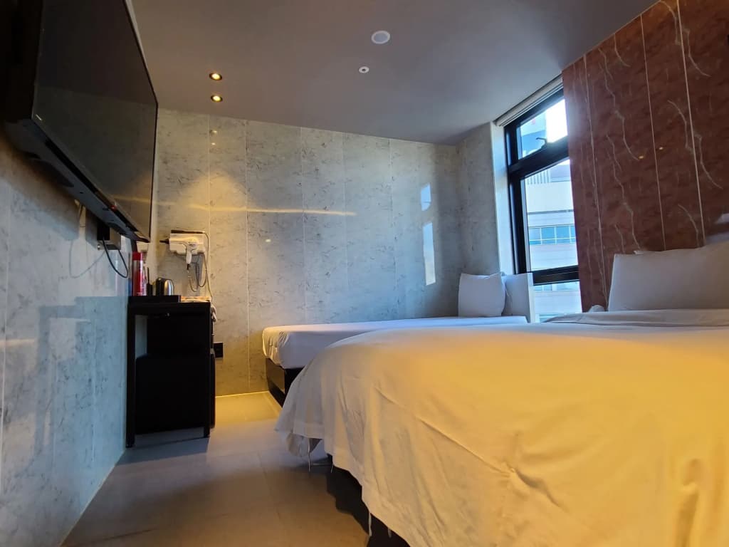 MG Hotel Jonggak - photo 4
