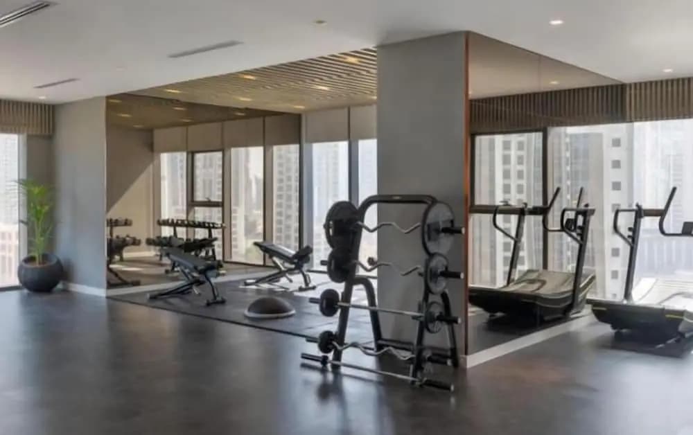 Gorgeous 2 Br in Paramount - photo 23