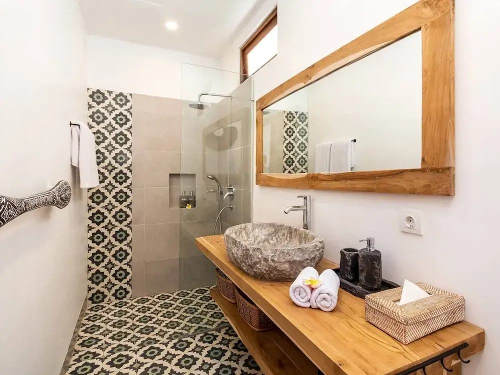 Villa Umara Seminyak Sun, Sand & Style: 5-min Walk to Beach! - photo 8