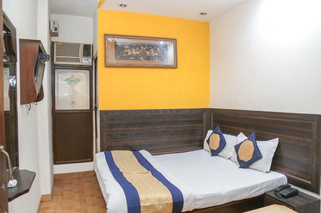 Hotel Konark - photo 3