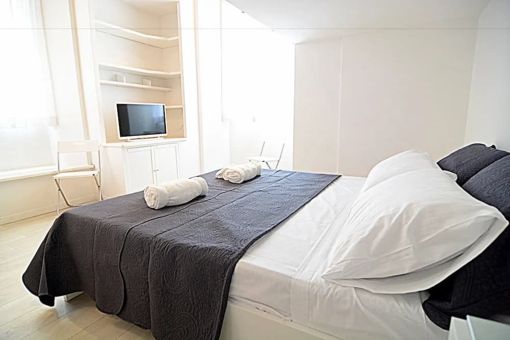 Vatican Luxury Apartment - photo 4