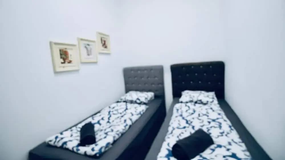 Cozy 2BR Apartment Near Augarten - photo 2