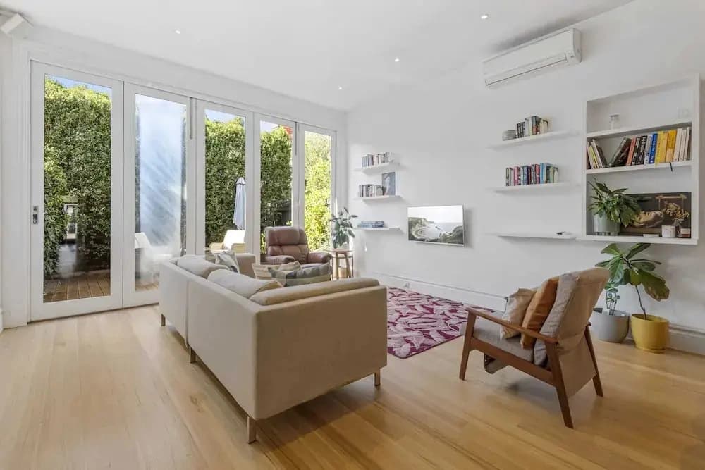 Modern Charm Meets Inner Convenience - photo 6