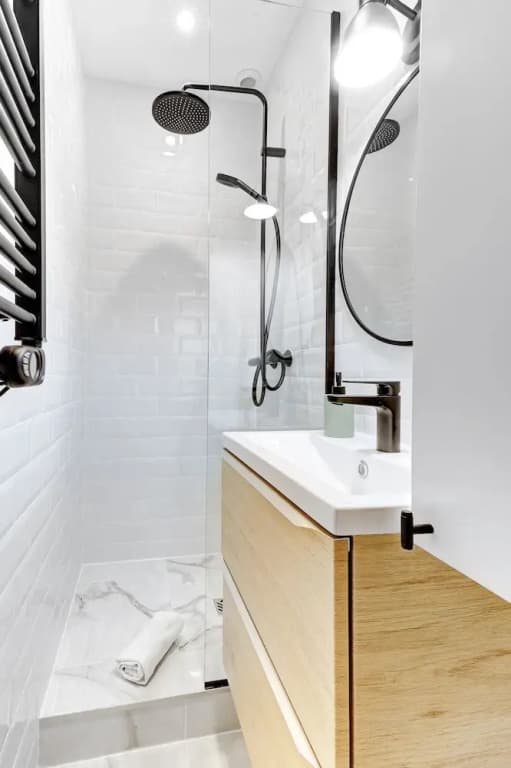 Chic 1BR by Eiffel Tower & Champ de Mars - photo 8