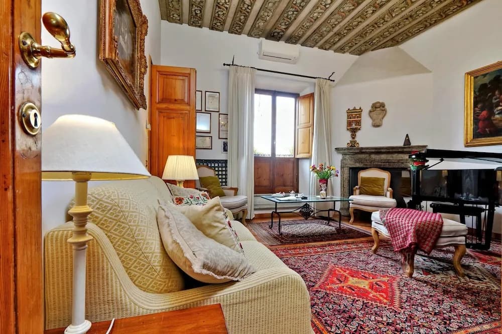 Treasurerome Colosseum Terrace 2BR - photo 19