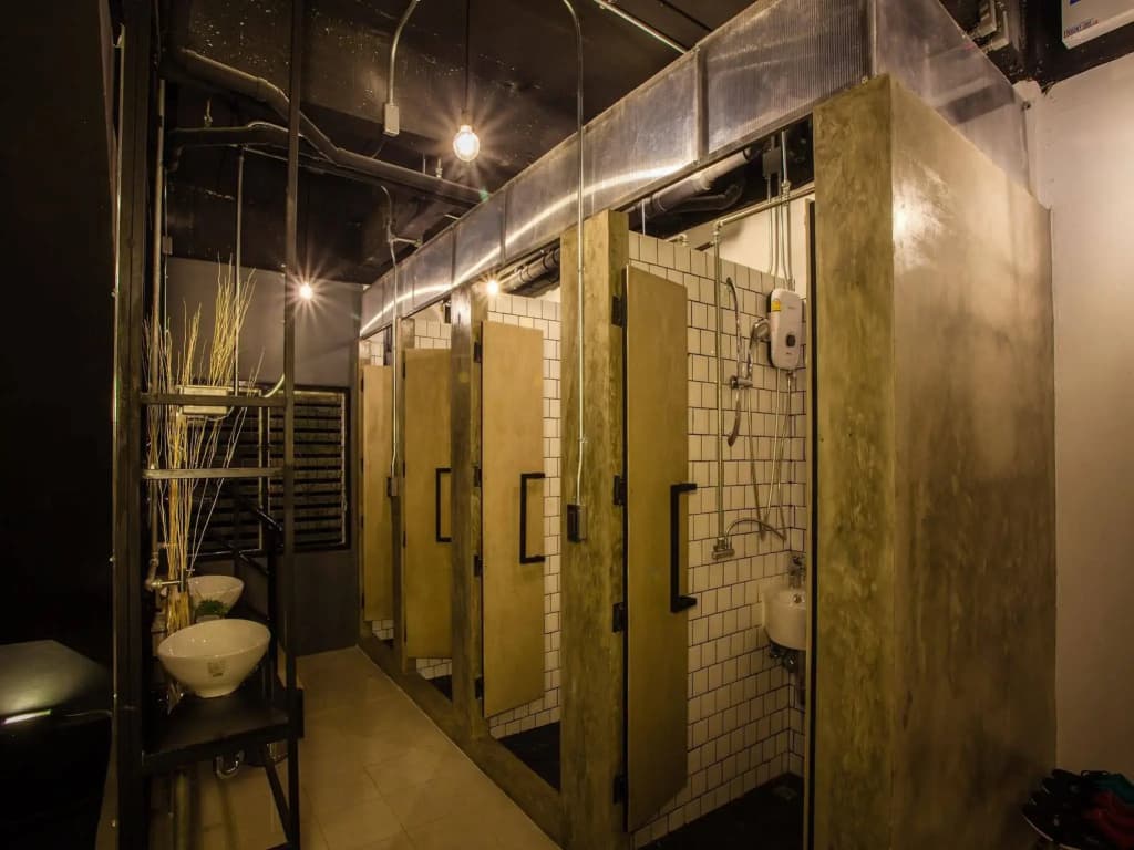 Box Poshtel - photo 6