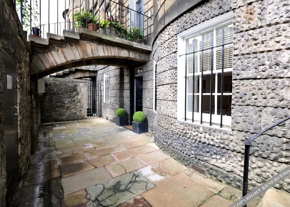 Charming Apartments Edinburgh - photo 14