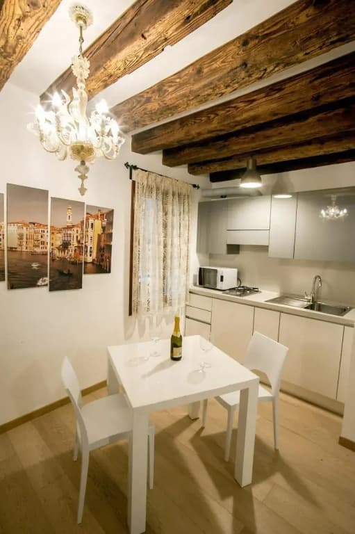 Campo De La Guerra Apartment - photo 9