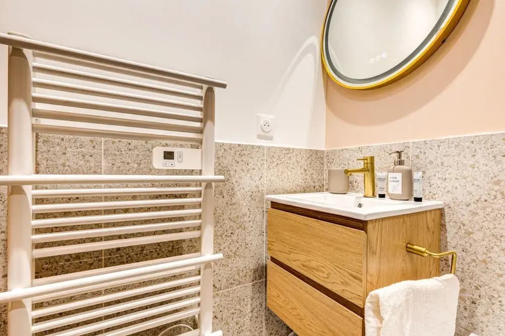 Lavie Maison Hot Tub Seaside Studio - photo 13