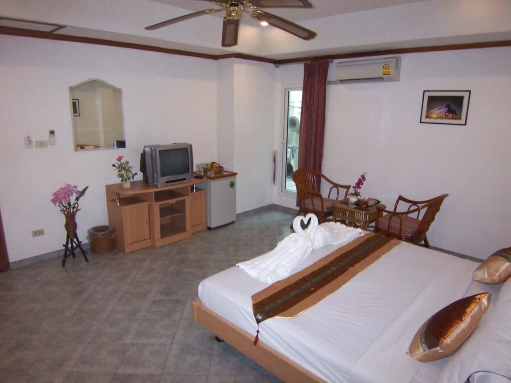 Hotel Orchid Residence - photo 2