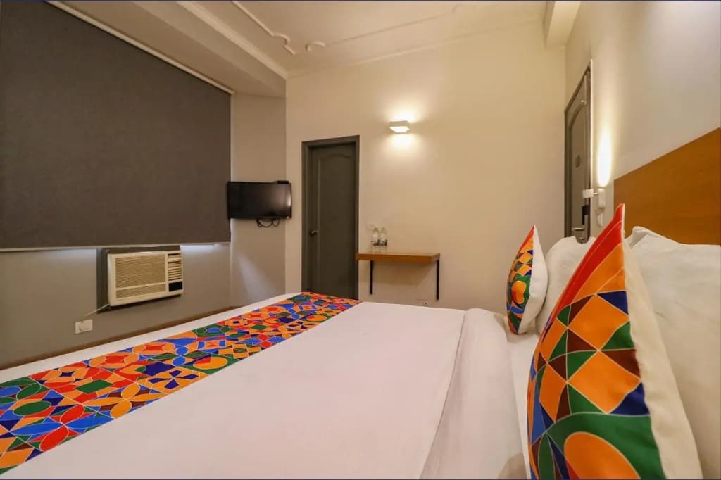 Fabhotel Lord Inn - photo 24