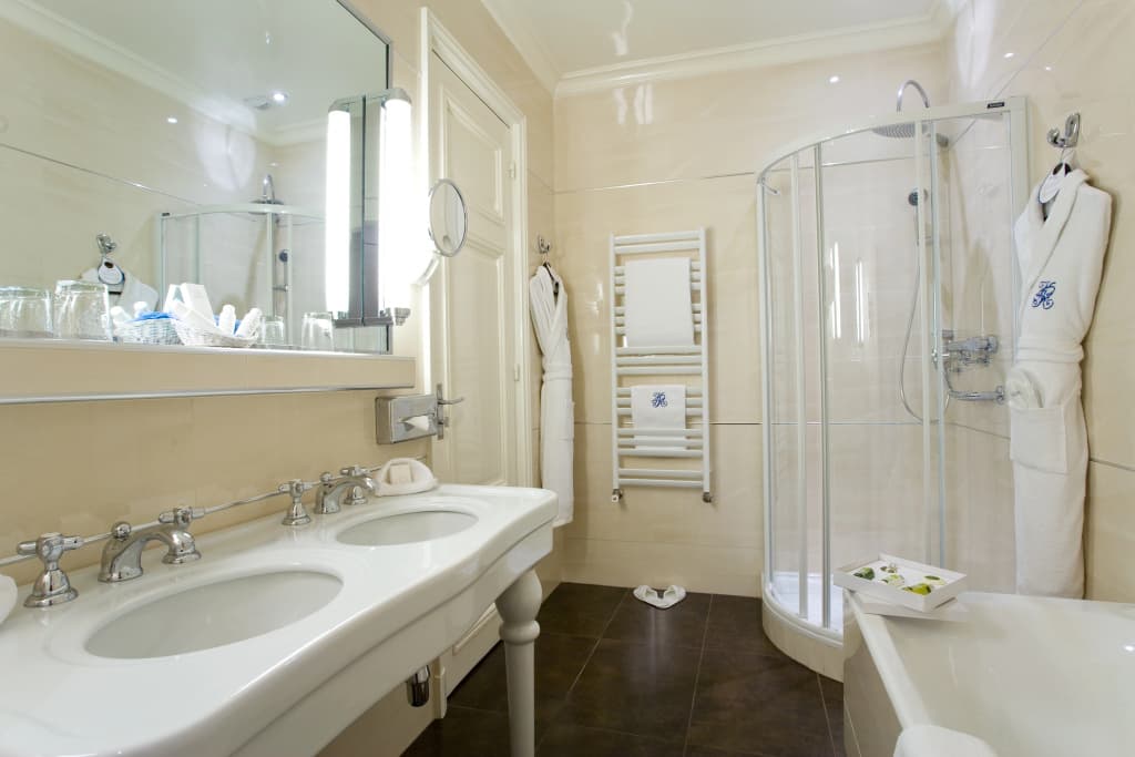 Hotel Regina Louvre - photo 11
