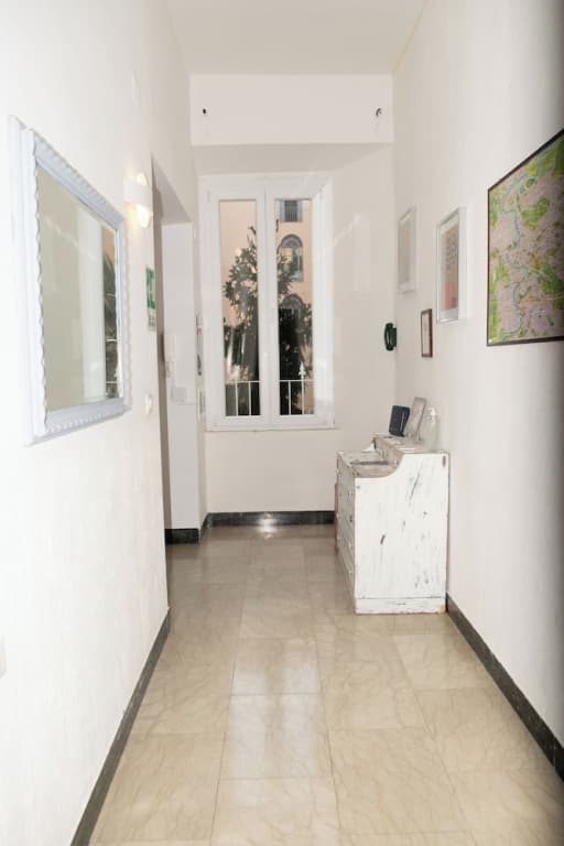 Silton's Room - photo 2