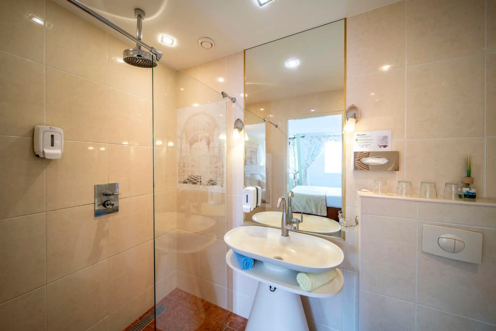 Hotel Jupiter - photo 10