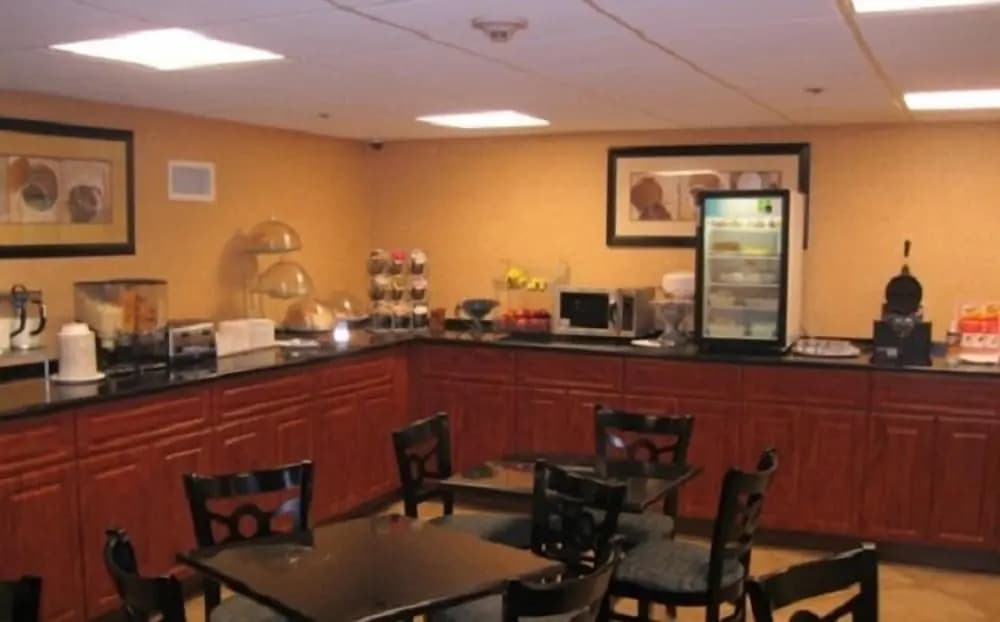 Sheridan Hotel - photo 15