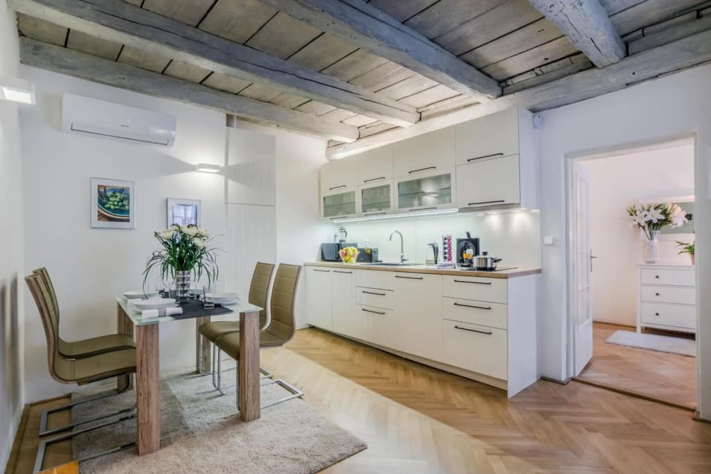 Royal Route Residence - photo 37
