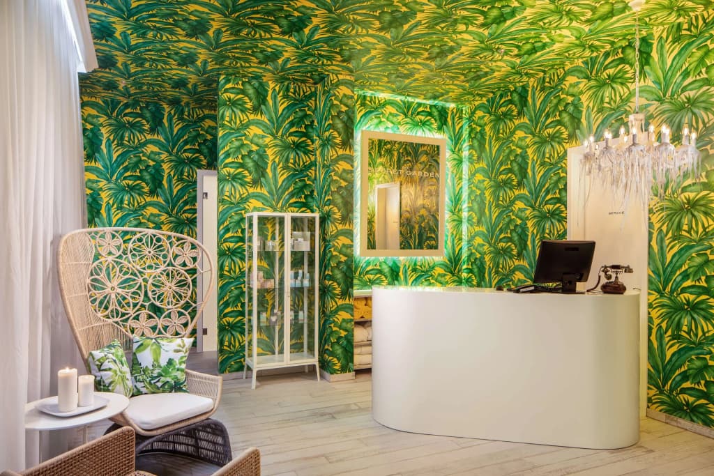 Mystery Hotel Budapest, Preferred Hotels & Resorts - photo 17