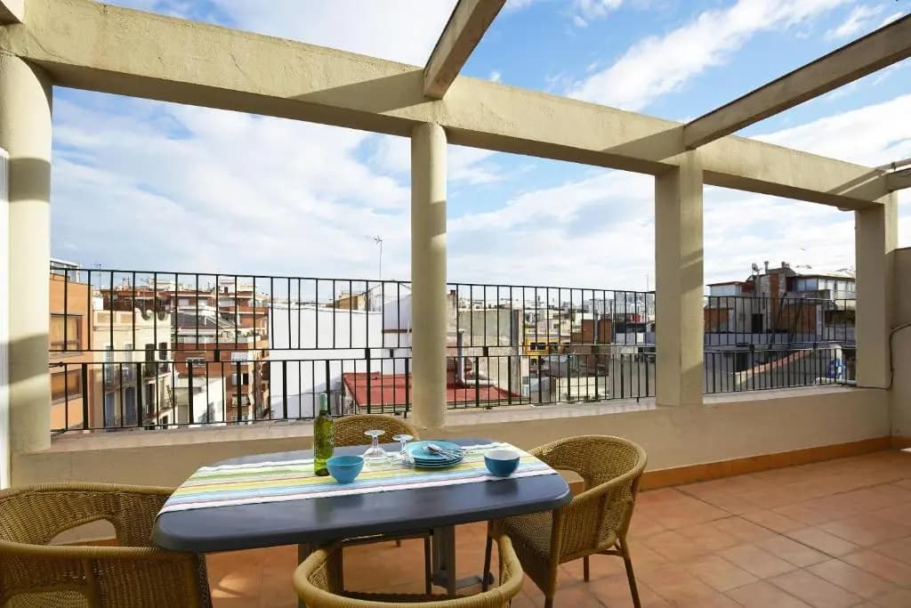 AinB Diagonal Francesc Macia Apartments - photo 15