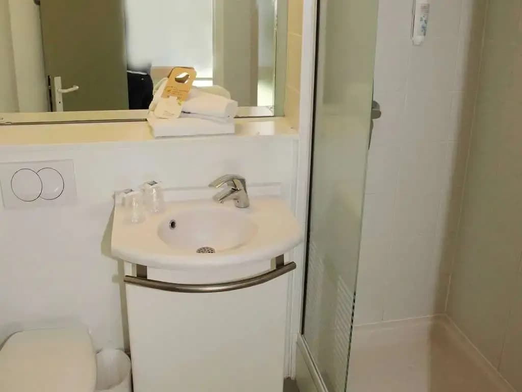 Ibis budget Nice Palais Nikaa - photo 7