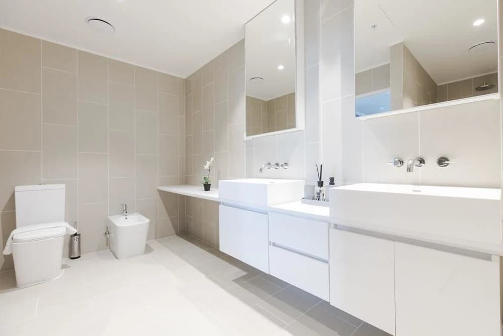 Super Spacious City View Apartments - photo 9